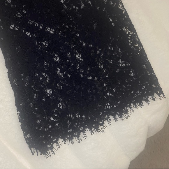 Like New/EUC L'Agence Carter Black Long Sleeve Lace Blouse - Size L - Picture 9 of 12